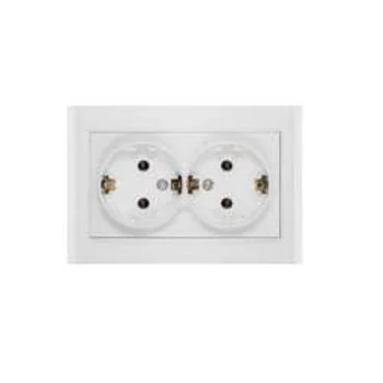 Розетка 2-м СП Бриллиант 16А IP20 с заземл. бел. UNIVersal 7947533